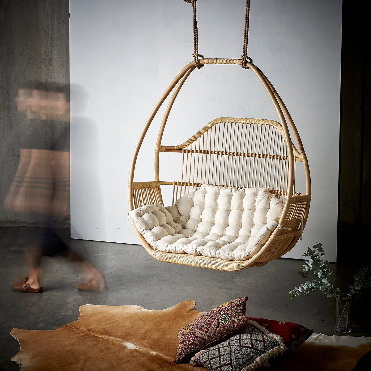 kin double hanging chair