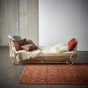 dylan daybed